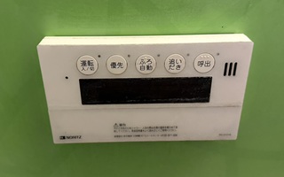 浴室リモコン施工前