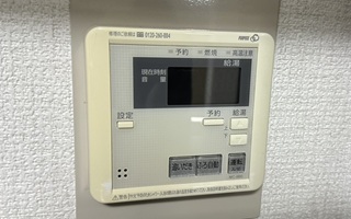 台所リモコン施工前